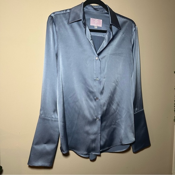 Michelle Farmer Luxury Silk Garçon Blouse Stretch Shirt Charmeuse Hydrangea XS - Picture 3 of 16